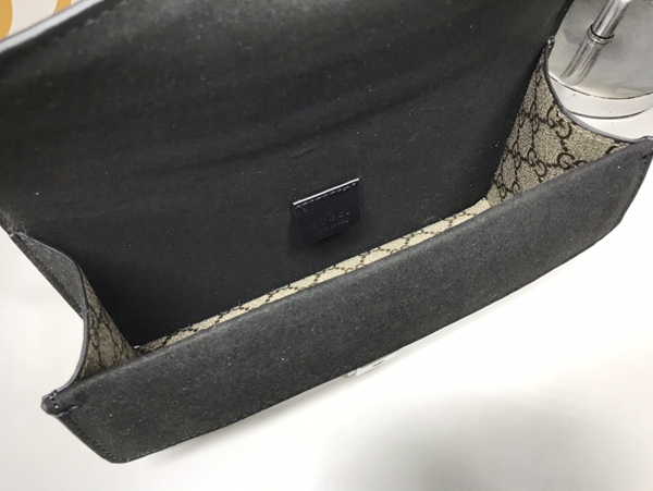 激安グッチバッグコピー着用イメージ